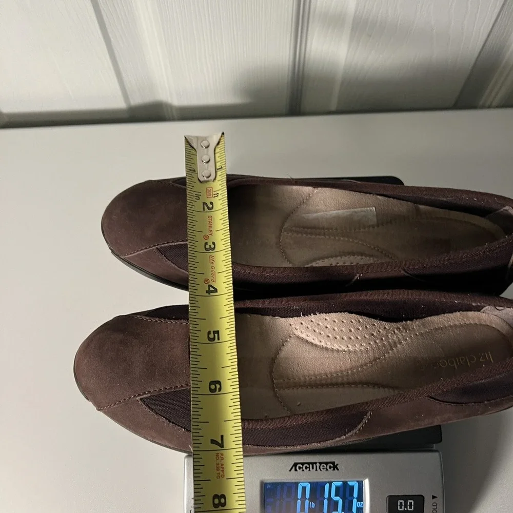 liz claiborne randy Suade flats size 7.5‎ Brown